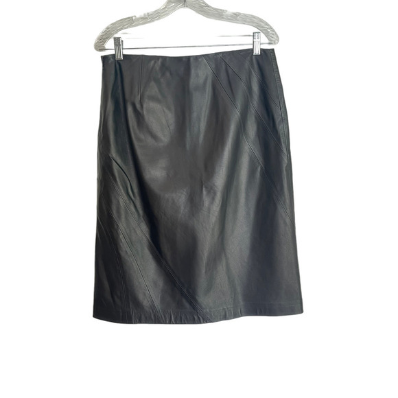 Emanuel Ungaro Leather Flat Front Skirt Side Zipper Black Women's Size 8 NWOT